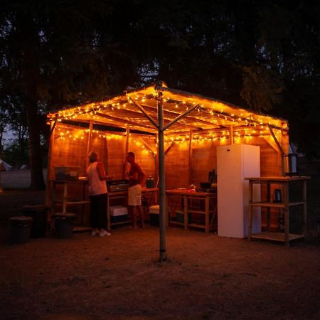 Lodg'Ing Nature Camp Presqu'Ile Crozon Lanvéoc エクステリア 写真